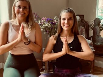 Workshop (City): Yoga Grundlagen Workshop mit Julia Brübach & Lisa Herold
